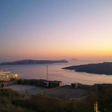 Santorini Pleasure Studios Fira  Dış mekan fotoğraf