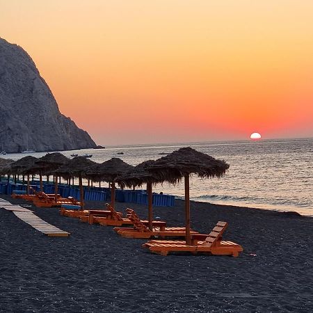 Santorini Pleasure Studios Fira  Dış mekan fotoğraf