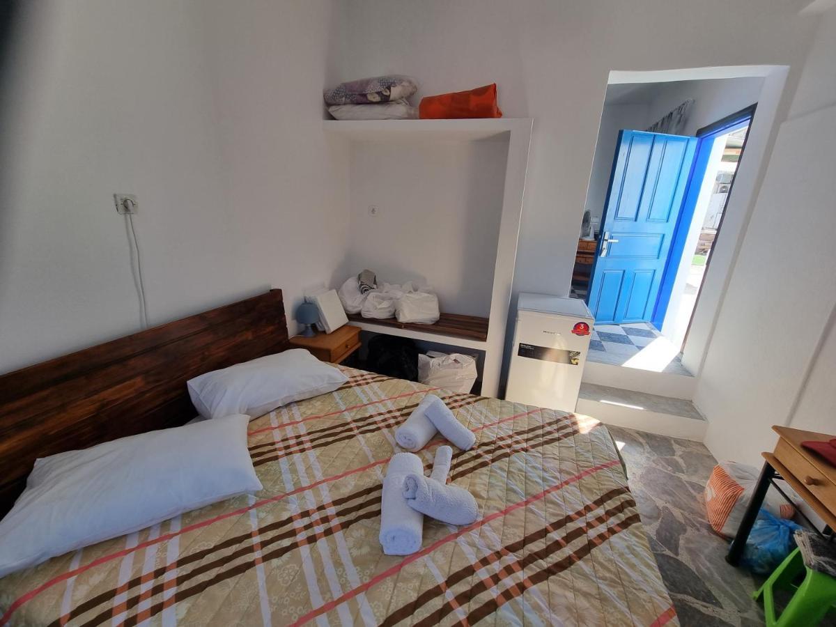 Santorini Pleasure Studios Fira  Dış mekan fotoğraf